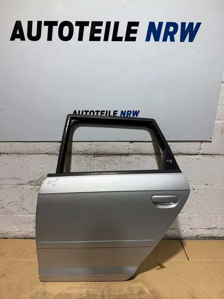 Audi A3 8P Sportback Tür Hinten Links KOMPLETT LY7W – Bild 1