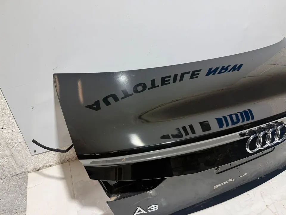 Audi A3 8V Limousine Heckklappe Kofferraum Hinten – Bild 3