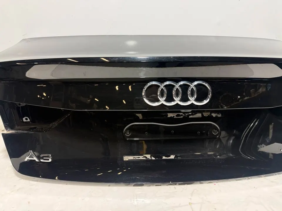 Audi A3 8V Limousine Heckklappe Kofferraum Hinten – Bild 6