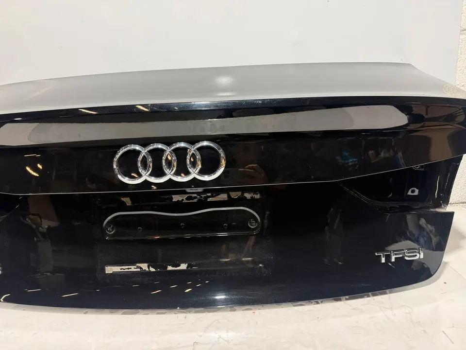Audi A3 8V Limousine Heckklappe Kofferraum Hinten – Bild 7