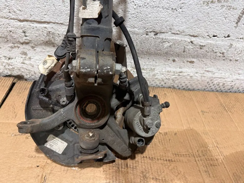 VW Beetle 9C Achsschenkel Radnabe Stoßdämpfer Federbein Vorne – Bild 7