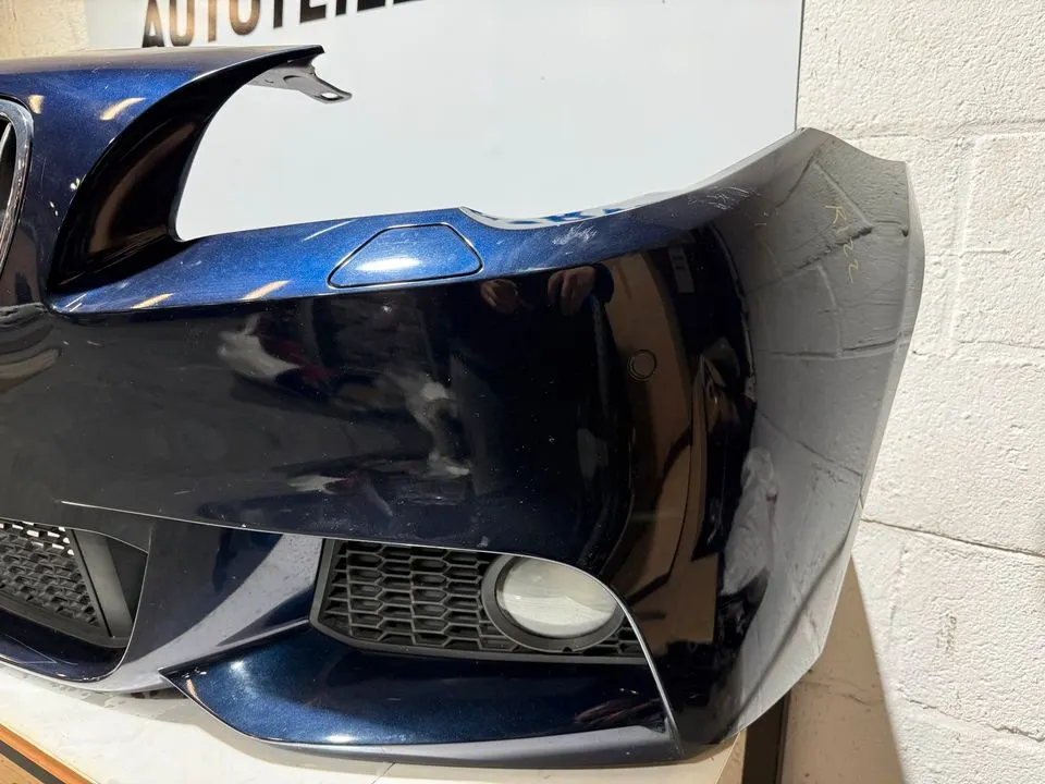 BMW 5er F10 F11 M Paket Stoßfänger Stoßstange Vorne A89 – Bild 5