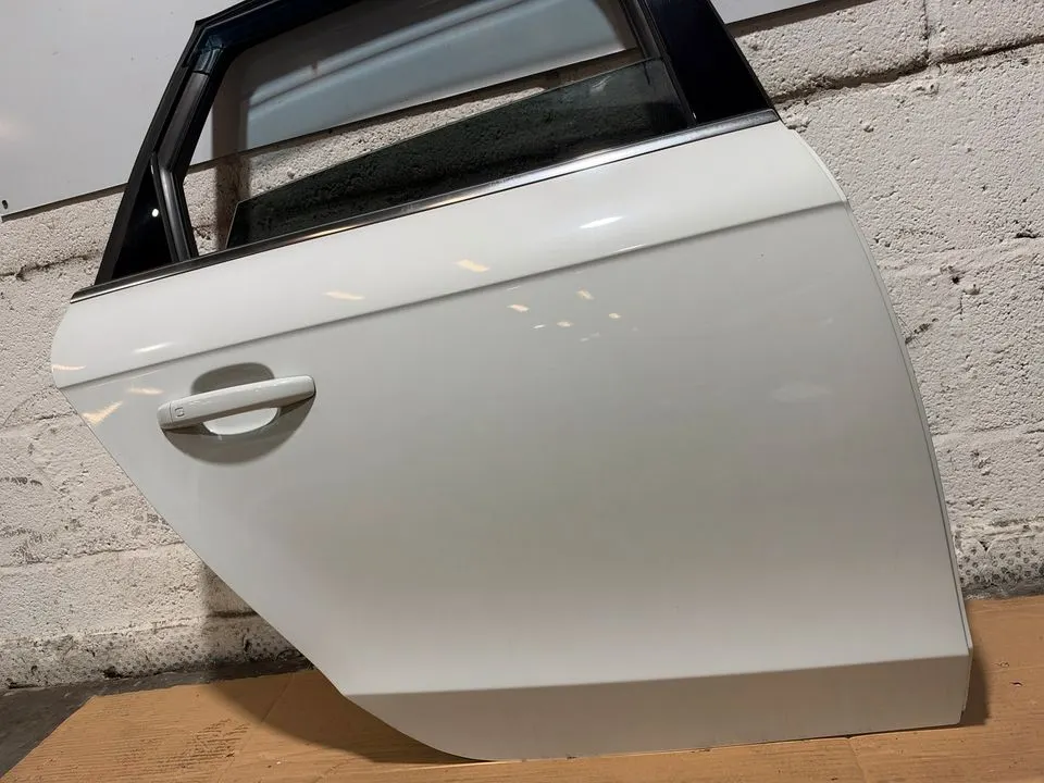 Audi A4 B8 8K Avant Tür Hinten Rechts Komplett LS9R – Bild 4