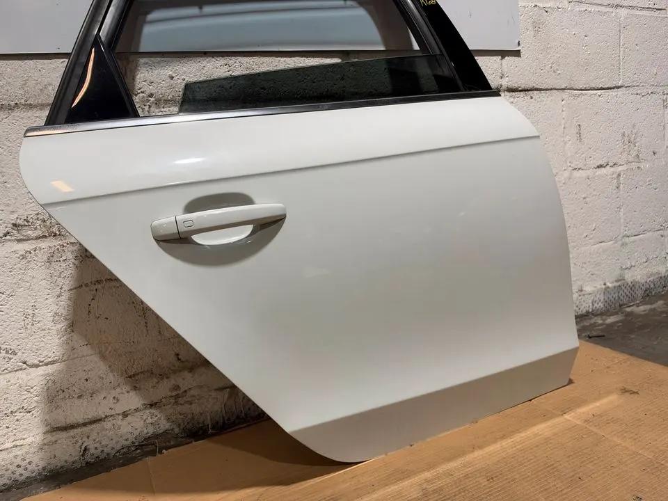 Audi A4 B8 8K Avant Tür Hinten Rechts Komplett LS9R – Bild 6