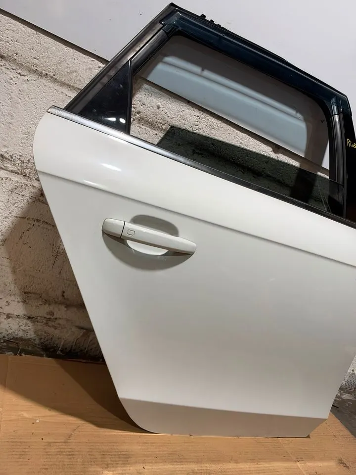 Audi A4 B8 8K Avant Tür Hinten Rechts Komplett LS9R – Bild 7
